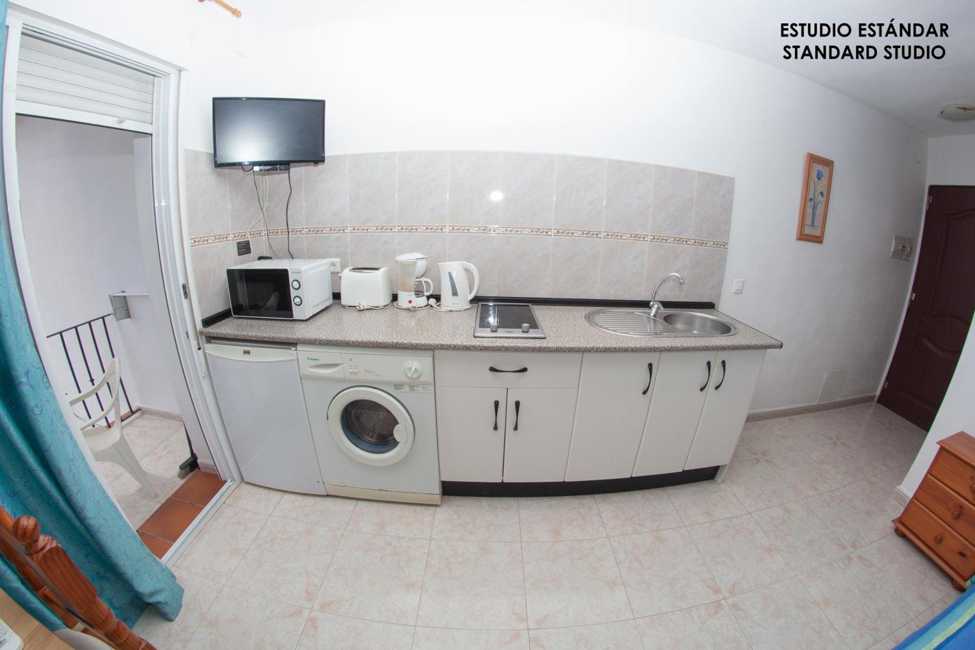 Apartamentos Rurales Santos Benajarafe Ngoại thất bức ảnh